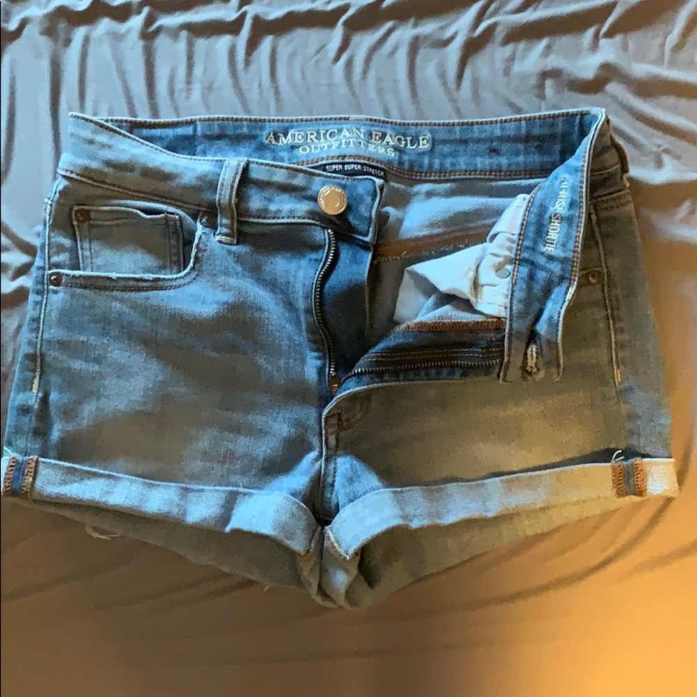 American Eagle high waisted shorts